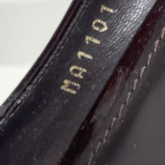 LOUIS VUITTON Rivoli heels - Picture 10 of 13